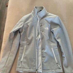 The North Face Gray Ski & Snow Jacket Full-Zip Stand-Up Collar